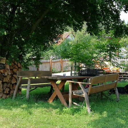 Wodamoja - Apartamenty Nad Jeziorem Stawiguda Exterior photo